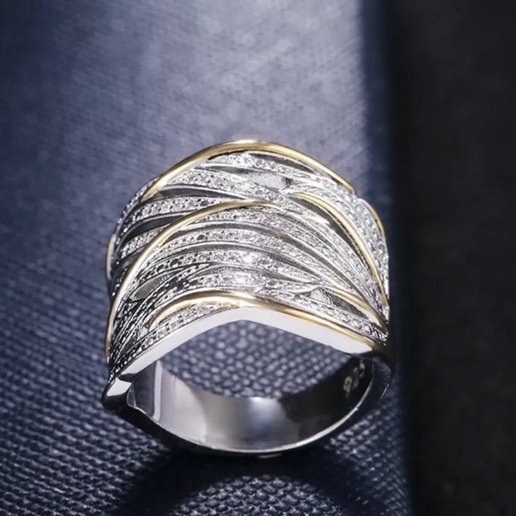 NEW💍925 Sterling Silver Two Tone Diamond Ring - Picture 6 of 8